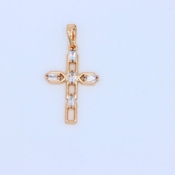"Rose Gold Cross Pendant with Baguette-Cut White Stones Design, XPPT1607 - Picture 7 of 12